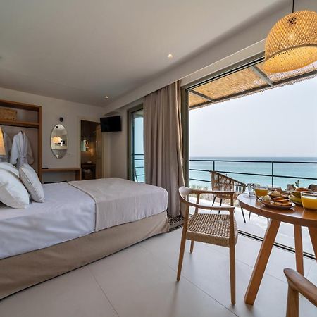 Thea Beachfront Suites In Lourdas Beach Lourdata  Buitenkant foto