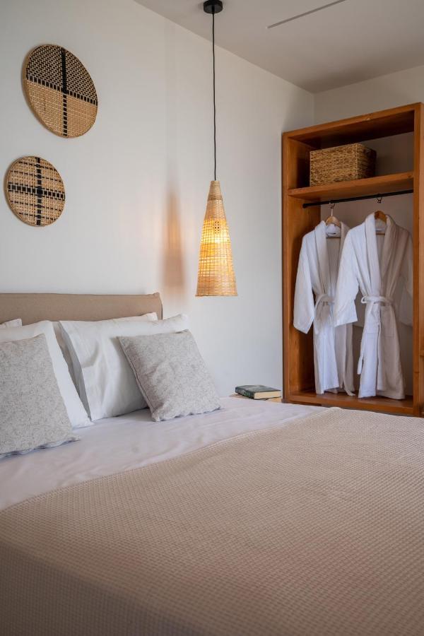 Thea Beachfront Suites In Lourdas Beach Lourdata  Buitenkant foto