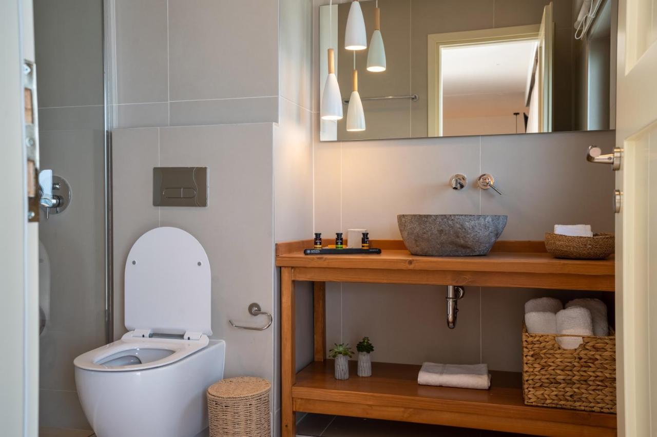 Thea Beachfront Suites In Lourdas Beach Lourdata  Buitenkant foto