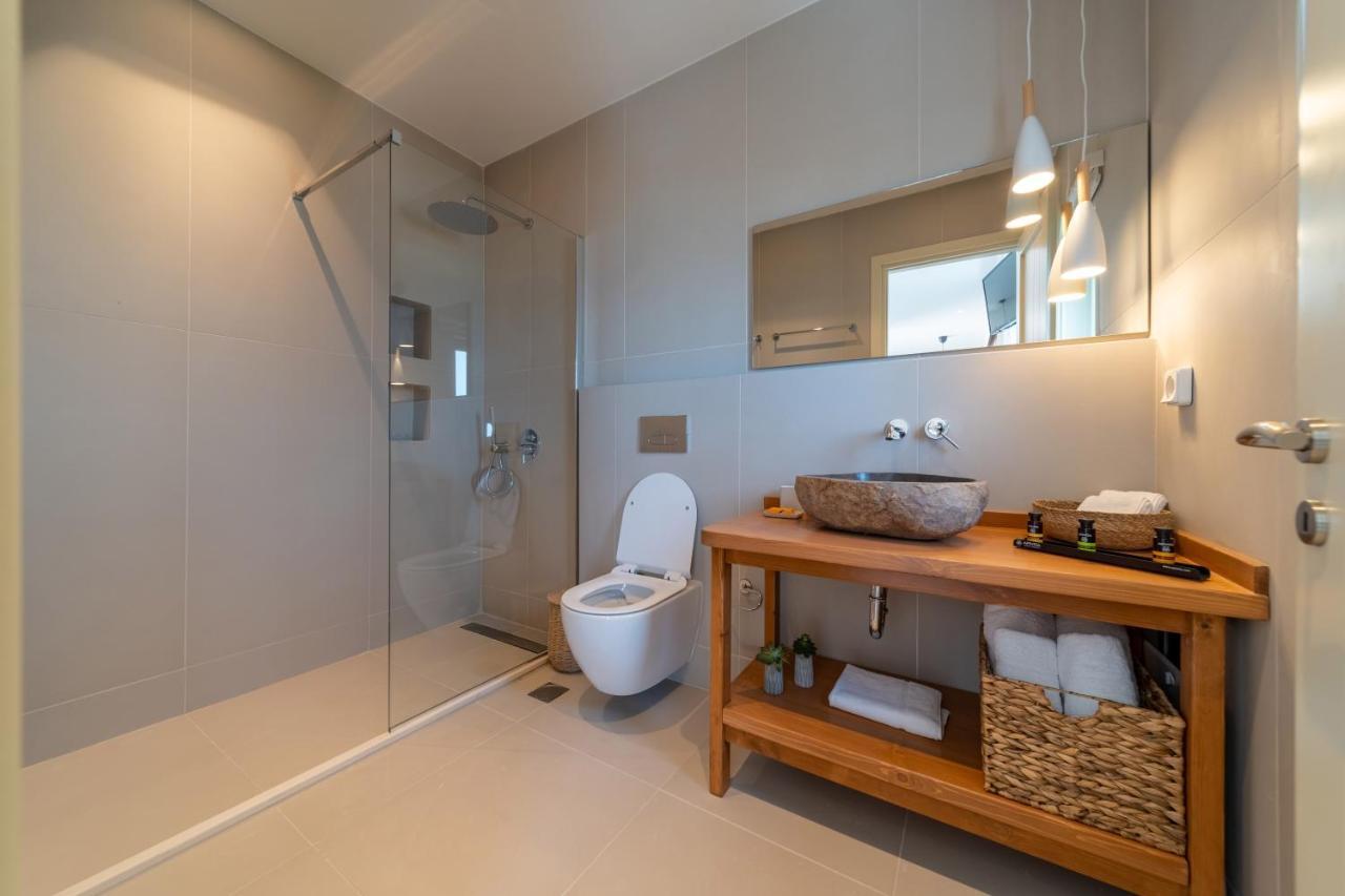 Thea Beachfront Suites In Lourdas Beach Lourdata  Buitenkant foto